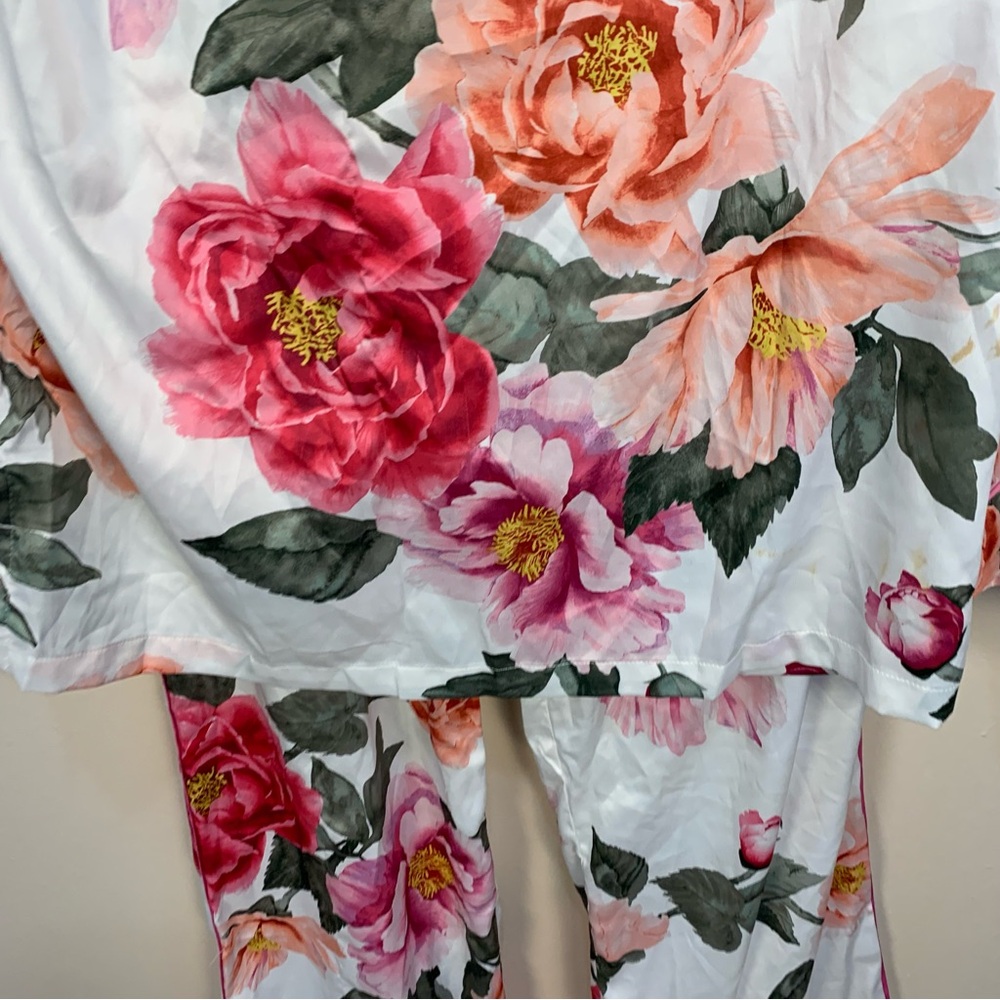 Victoria Secret Floral Satin 2 Set Pajama Top Pants - Picture 6 of 15